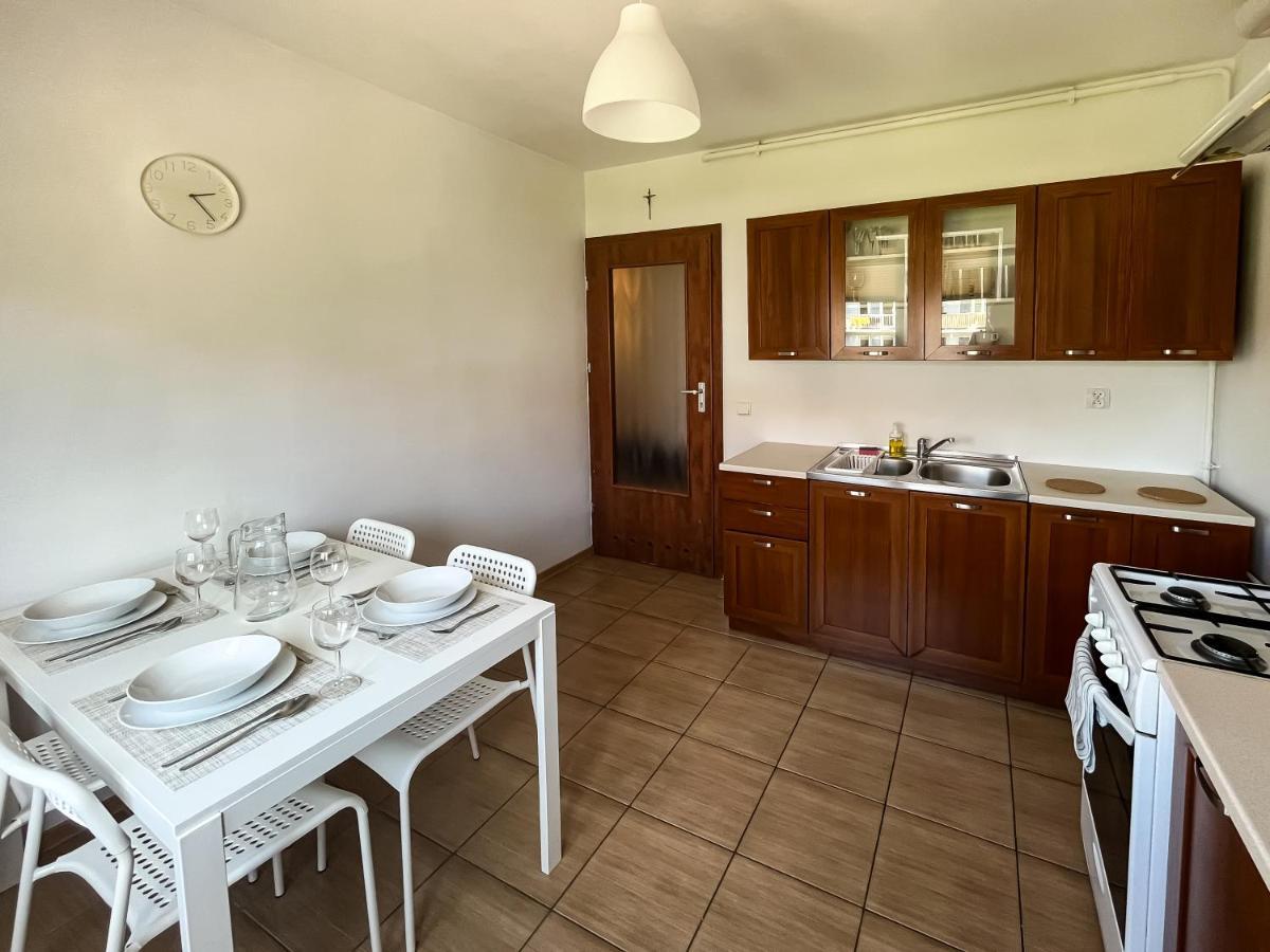Uroczy Apartament Pod Skarpa Вадовице Екстериор снимка