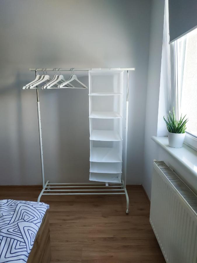 Uroczy Apartament Pod Skarpa Вадовице Екстериор снимка