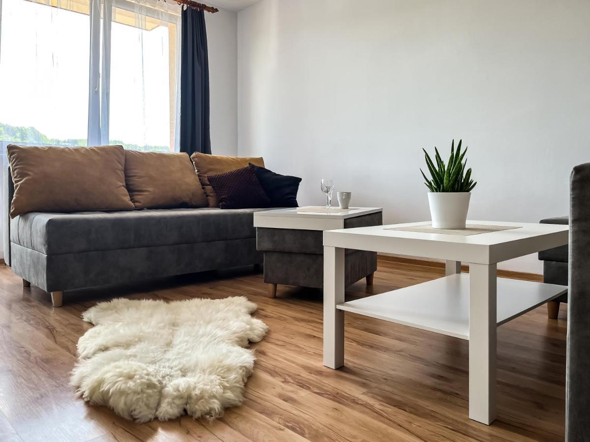 Uroczy Apartament Pod Skarpa Вадовице Екстериор снимка