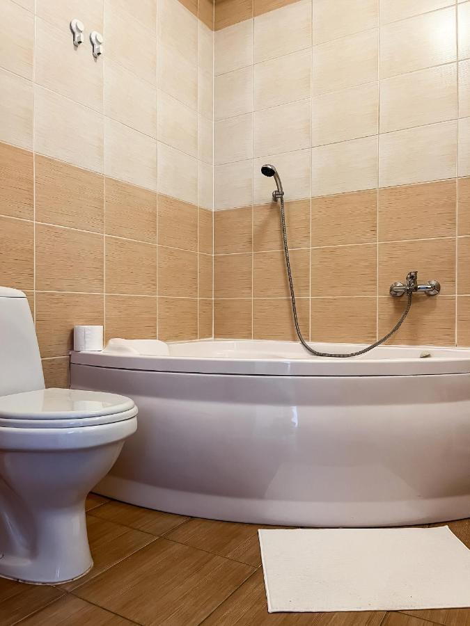 Uroczy Apartament Pod Skarpa Вадовице Екстериор снимка